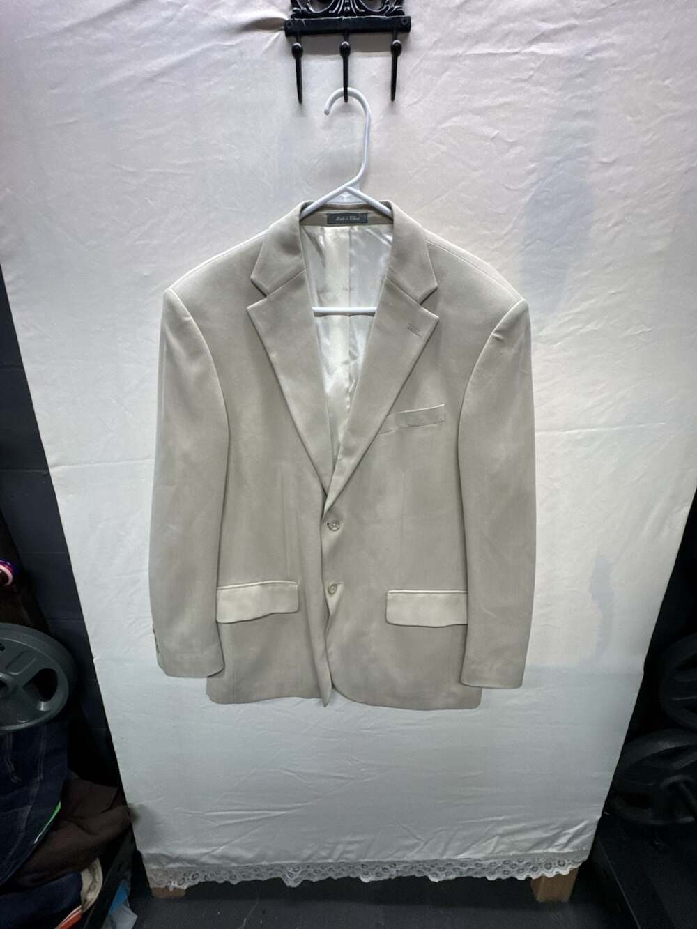 Oscar de la Renta Men's Beige Herringbone Two-Button Blazer Sport Coat